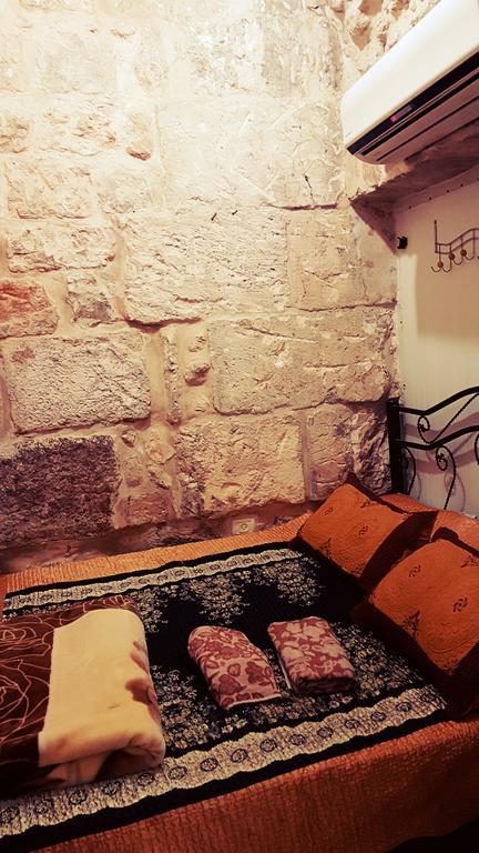 Bab El-Silsileh Hostel Kudüs Dış mekan fotoğraf